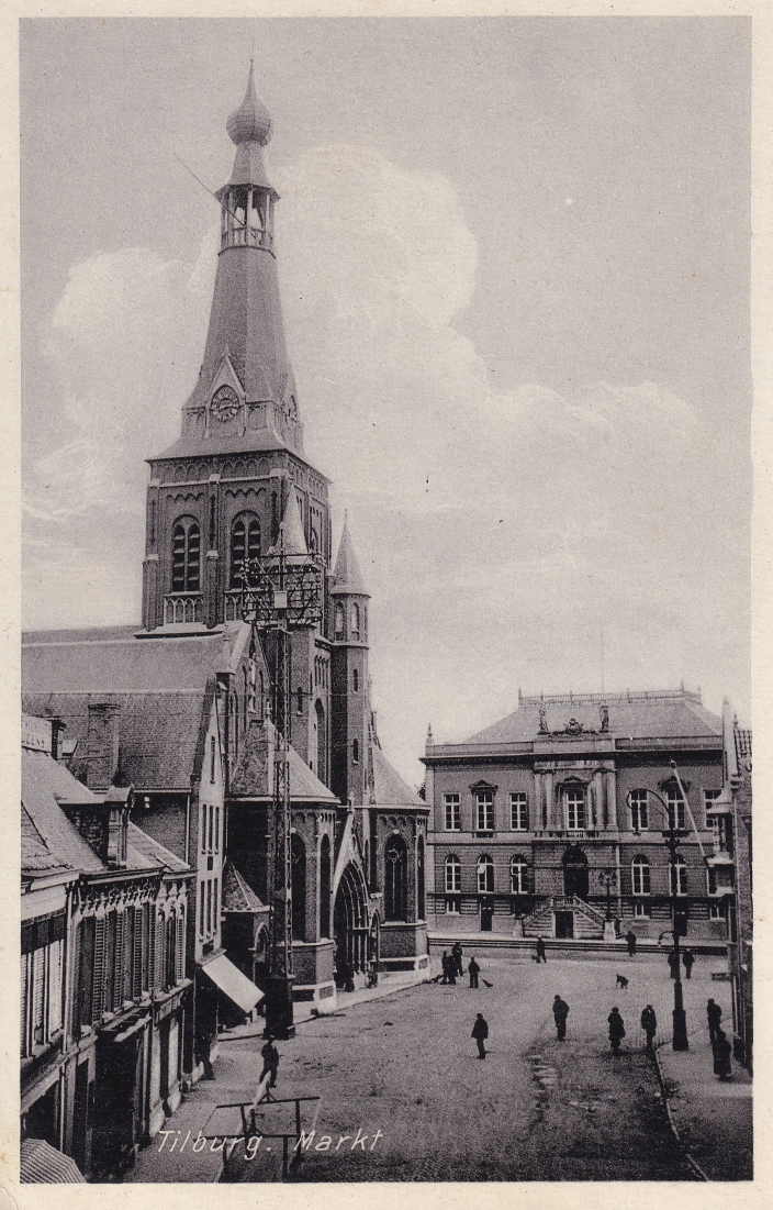 Ansichtkaart uit 1934 - De Tilburgse markt. © Eigen beheer